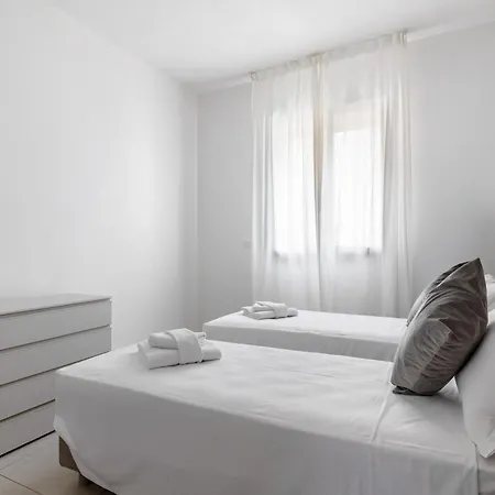 Le Dodici Porte - Zamboni 3 By District Apartment *